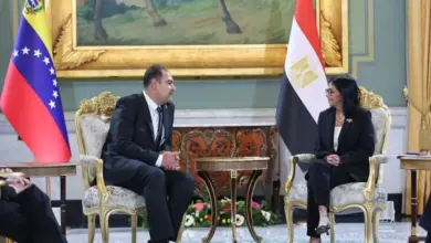 السفير المصري يقدم أوراق اعتماده لرئيسة جمهورية فنزويلا البوليفارية