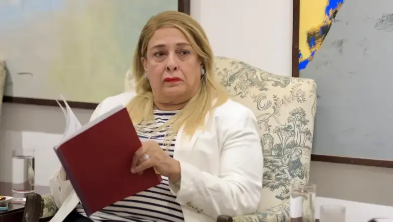 الكاتبة الأستاذة إلهام أبو الفتح مدير تحرير جريدة الأخبار